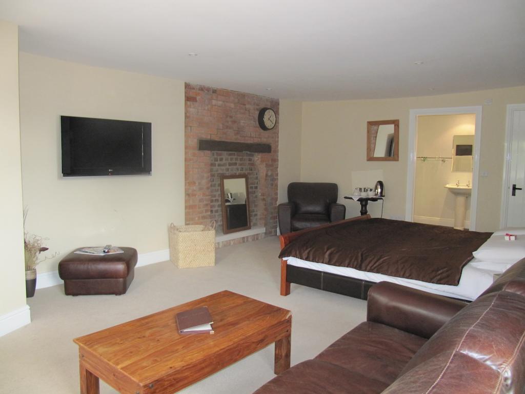 Hôtel Bath Arms Crockerton à Warminster Extérieur photo